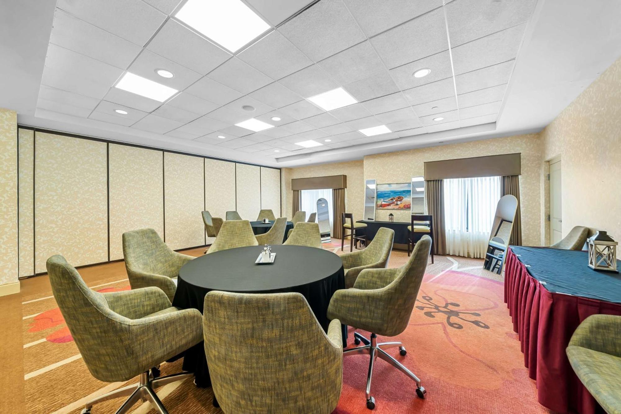 Hilton Garden Inn Plymouth Esterno foto